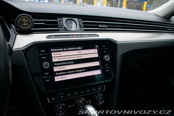 Volkswagen Ostatní modely Passat Variant Variant  2.0 BiTDI 240k H 2016