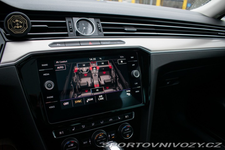 Volkswagen Ostatní modely Passat Variant Variant  2.0 BiTDI 240k H 2016