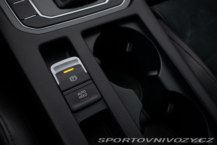 Volkswagen Ostatní modely Passat Variant Variant  2.0 BiTDI 240k H 2016