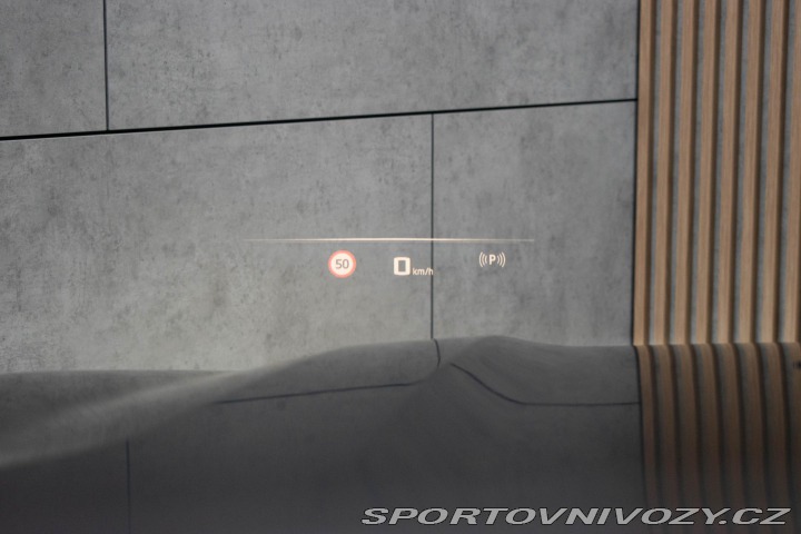 BMW X7 M60i MAX.VÝBAVA*TAŽNÉ*PPF 2023