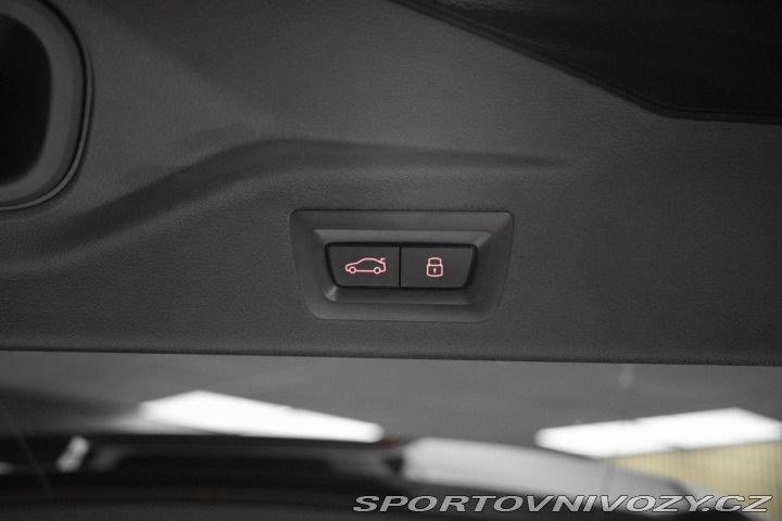 BMW X7 M60i MAX.VÝBAVA*TAŽNÉ*PPF 2023