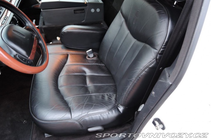 Ostatní značky Ostatní modely Lincoln Town Car 4,6 Limuzína 9.m Pronájem 1995