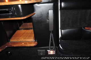 Ostatní značky Ostatní modely Lincoln Town Car 4,6 Limuzína 9.m Pronájem 1995