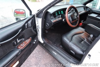 Ostatní značky Ostatní modely Lincoln Town Car 4,6 Limuzína 9.m Pronájem 1995