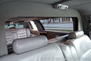 Ostatní značky Ostatní modely Lincoln Town Car 4,6 Limuzína 7.m Pronájem 1993