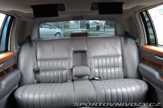 Ostatní značky Ostatní modely Lincoln Town Car 4,6 Limuzína 7.m Pronájem 1993