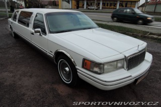 Ostatní značky Ostatní modely Lincoln Town Car 4,6 Limuzína 7.m Pronájem 1993