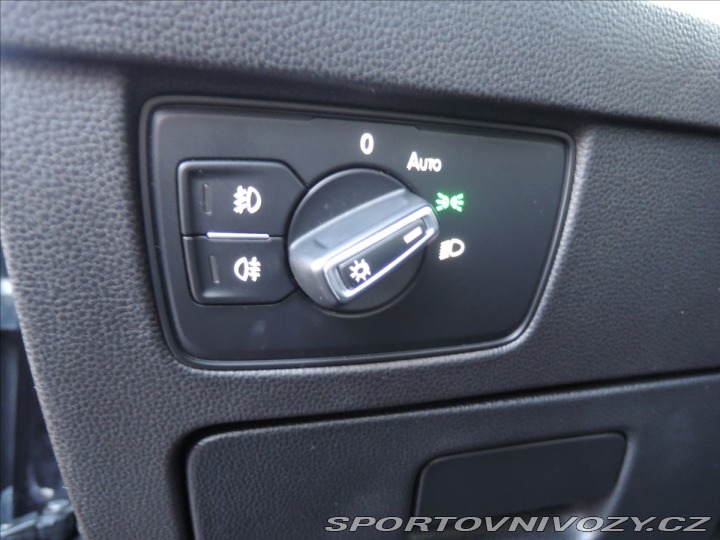 Volkswagen Ostatní modely Passat 2,0 BiTDI 4MOT DSG Highli 2015