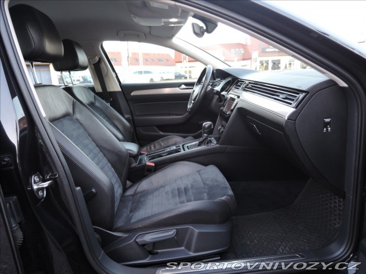 Volkswagen Ostatní modely Passat 2,0 BiTDI 4MOT DSG Highli 2015