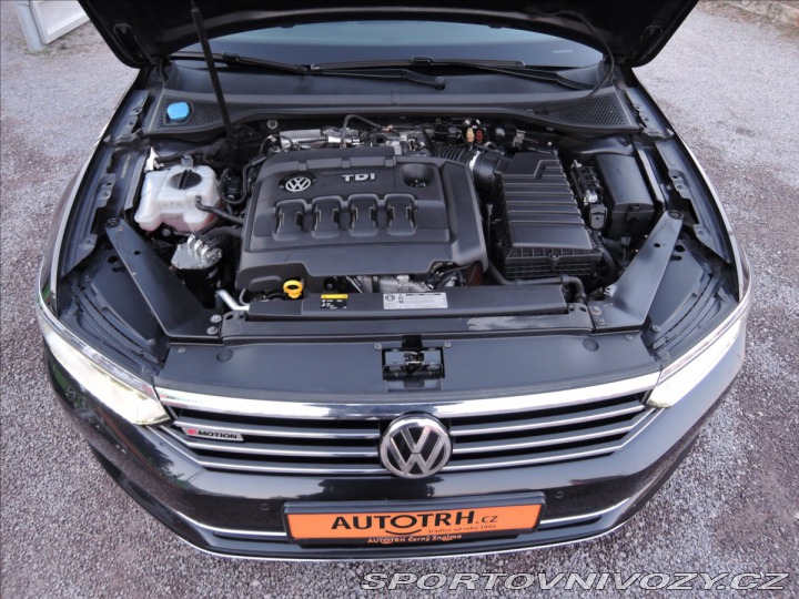 Volkswagen Ostatní modely Passat 2,0 BiTDI 4MOT DSG Highli 2015