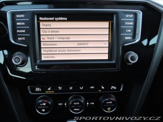 Volkswagen Ostatní modely Passat 2,0 BiTDI 4MOT DSG Highli 2015