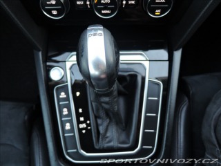 Volkswagen Ostatní modely Passat 2,0 BiTDI 4MOT DSG Highli 2015