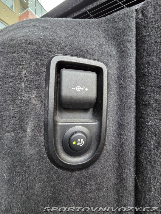 BMW 5 3,0   530e 215 kW | HEAD- 2021