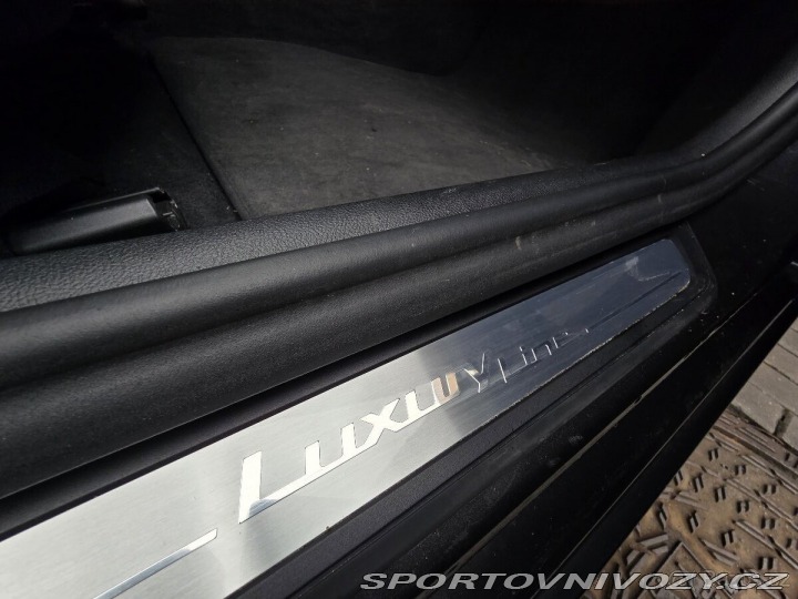 BMW 5 3,0   530e 215 kW | HEAD- 2021