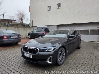 BMW 5 3,0   530e 215 kW | HEAD- 2021