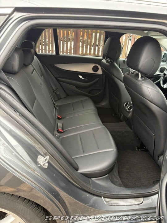 Mercedes-Benz E 2,0   220 CDI Combi, 4x4 1800