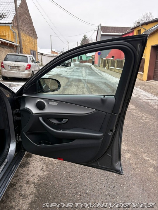 Mercedes-Benz E 2,0   220 CDI Combi, 4x4 1800