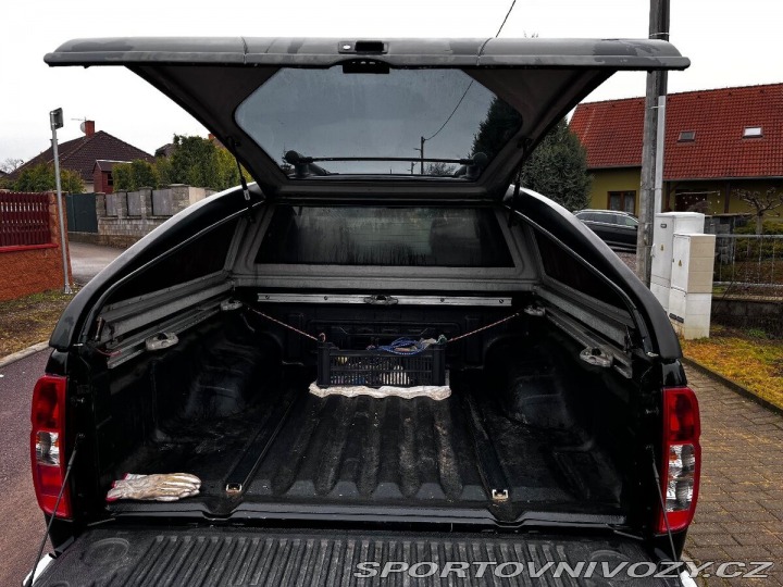 Nissan Ostatní modely Navara 3,0   V6 2012 2012