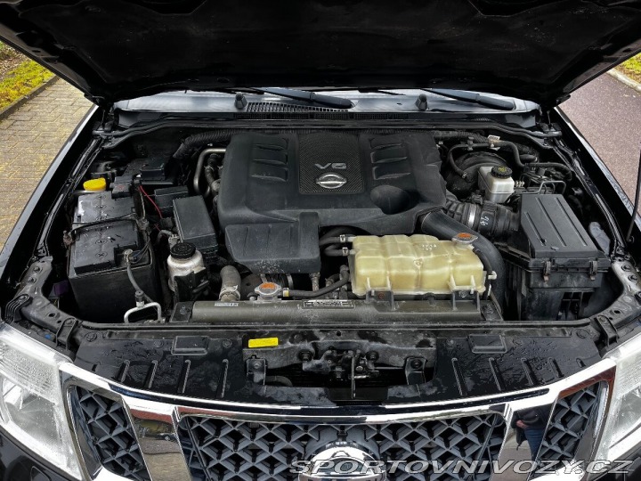 Nissan Ostatní modely Navara 3,0   V6 2012 2012