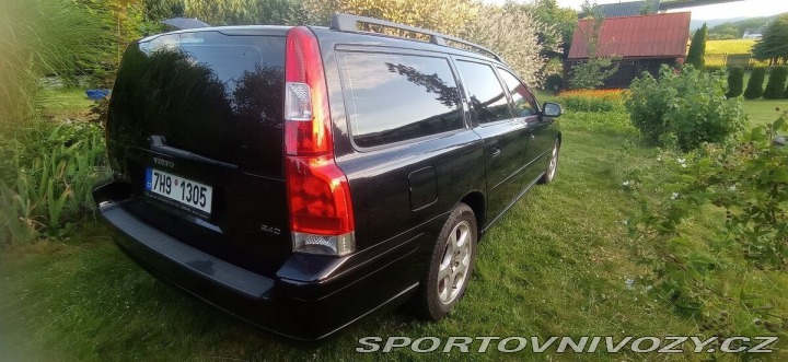 Volvo V70 2,4   D 2007