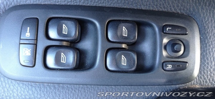 Volvo V70 2,4   D 2007