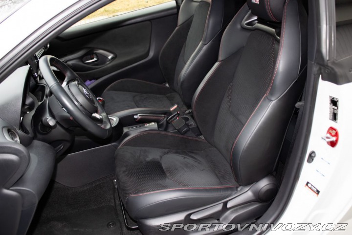 Toyota Yaris Yaris GR, v ZÁRUCE 25.4 2 1800
