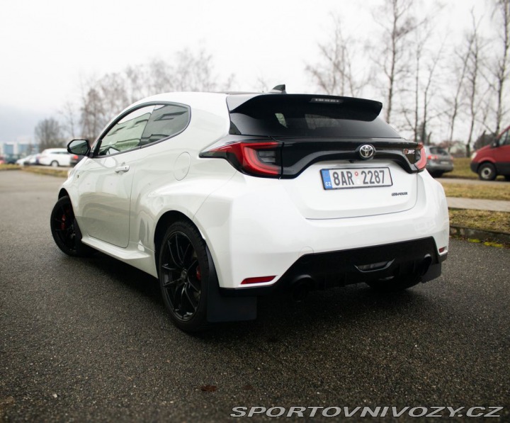 Toyota Yaris Yaris GR, v ZÁRUCE 25.4 2 1800