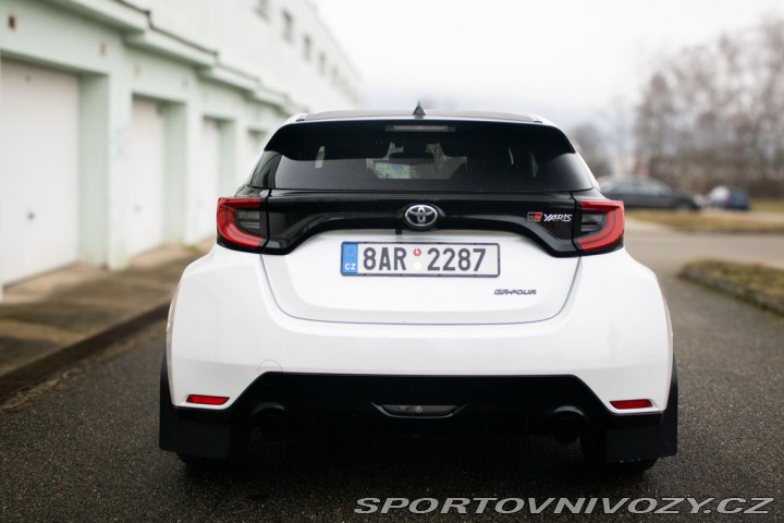 Toyota Yaris Yaris GR, v ZÁRUCE 25.4 2 1800