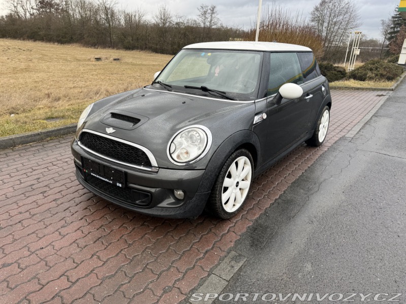 Mini Cooper "S" 135 KW.aut.jen 121t.k