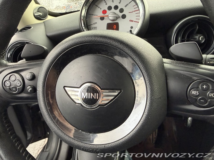 Mini Cooper S 135 KW.aut.jen 121t.k 2010