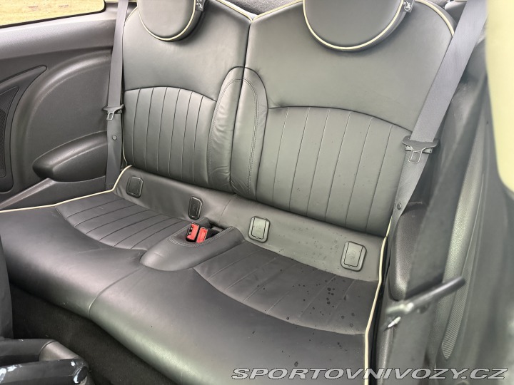 Mini Cooper S 135 KW.aut.jen 121t.k 2010