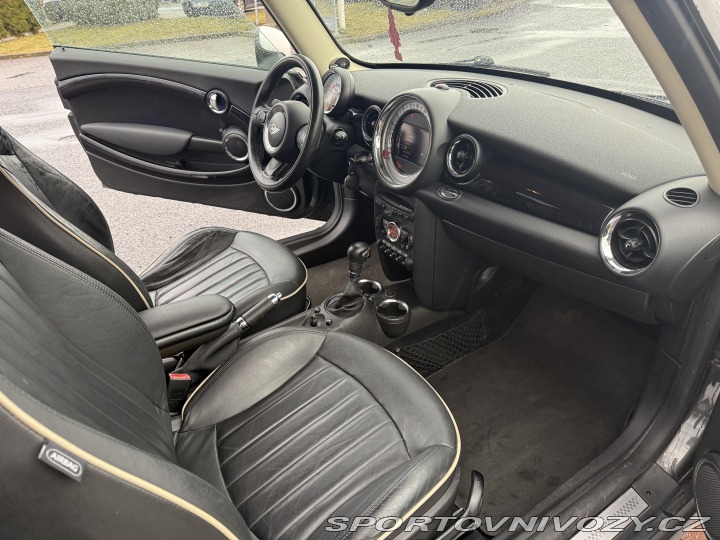 Mini Cooper S 135 KW.aut.jen 121t.k 2010