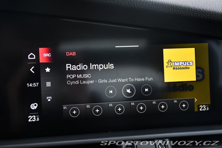 Alfa Romeo Giulia 2.0T VELOCE PANO AT8-Q4 2 2024