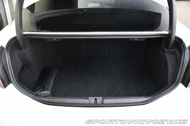 Alfa Romeo Giulia 2.0T VELOCE PANO AT8-Q4 2 2024