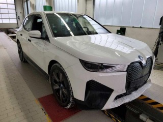 BMW iX xDrive40, xDrive40 Sport