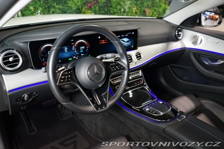 Mercedes-Benz E 300de*4M*EXCLUSIVE*PANO*B 2023