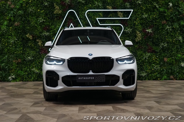 BMW X5 45e*xDRIVE*H/K*VZDUCH* 2023