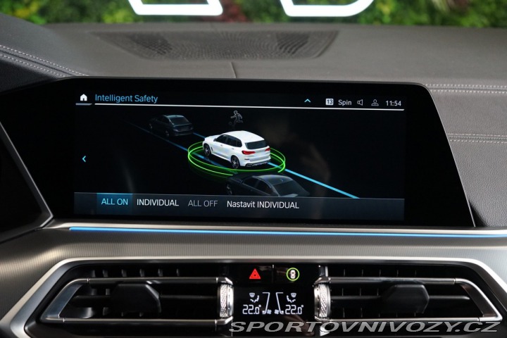 BMW X5 45e*xDRIVE*H/K*VZDUCH* 2023