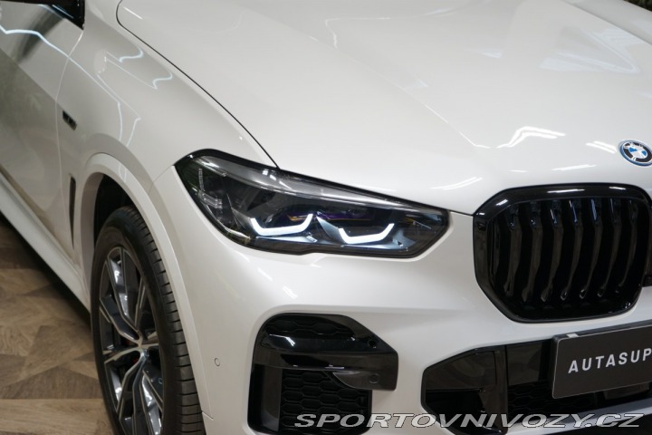 BMW X5 45e*xDRIVE*H/K*VZDUCH* 2023