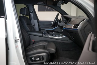 BMW X5 45e*xDRIVE*H/K*VZDUCH* 2023