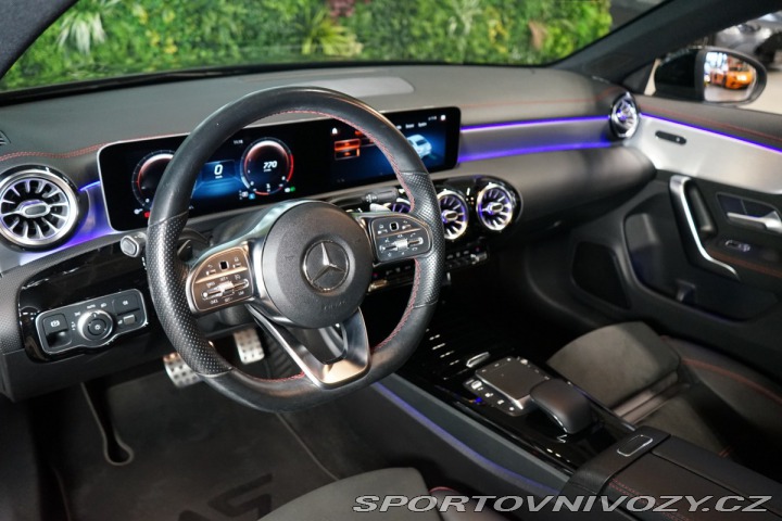 Mercedes-Benz CLA 180*AMG*KAMERA*LED*CZ 2020