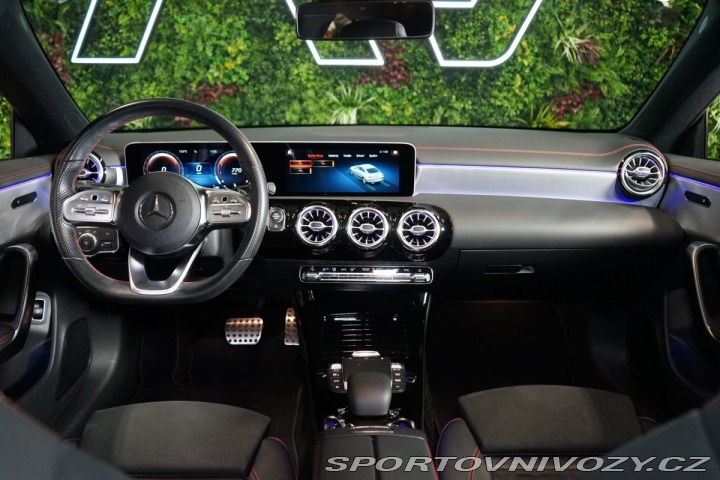 Mercedes-Benz CLA 180*AMG*KAMERA*LED*CZ 2020