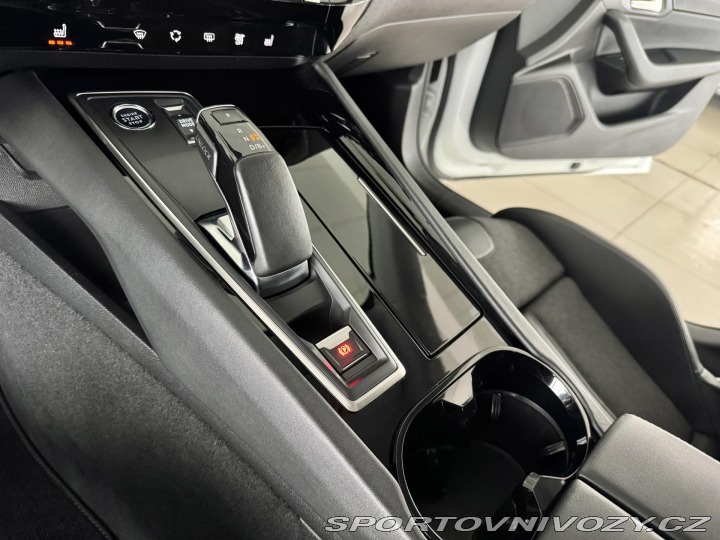 Peugeot 508 Hybrid 225*AT8*REZERVACE! 2022
