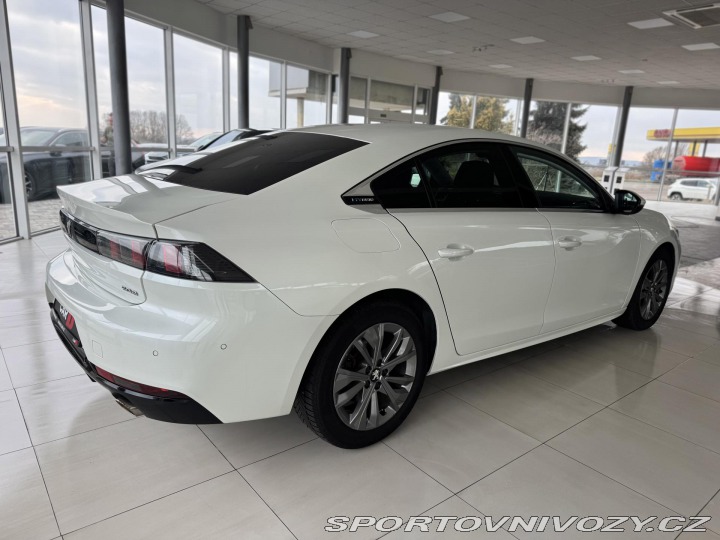 Peugeot 508 Hybrid 225*AT8*REZERVACE! 2022