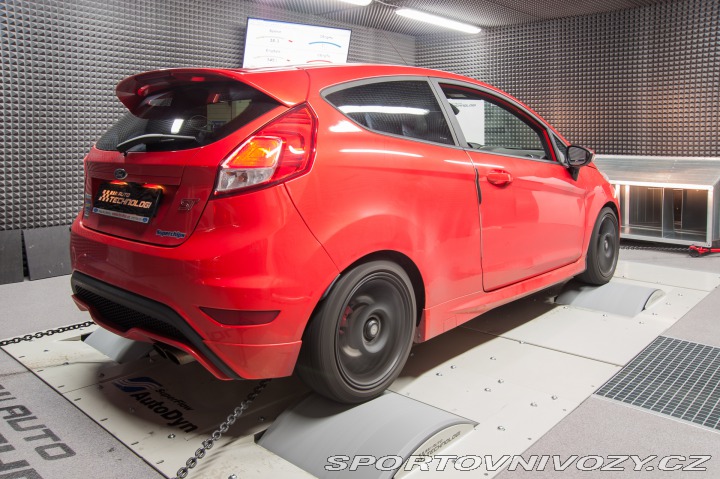 Ford Fiesta ST JA8 2013