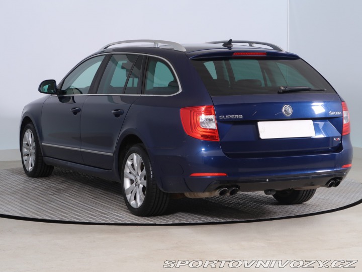 Škoda Superb Elegance 3.6 FSI V6 2013