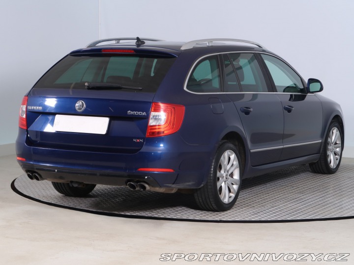 Škoda Superb Elegance 3.6 FSI V6 2013