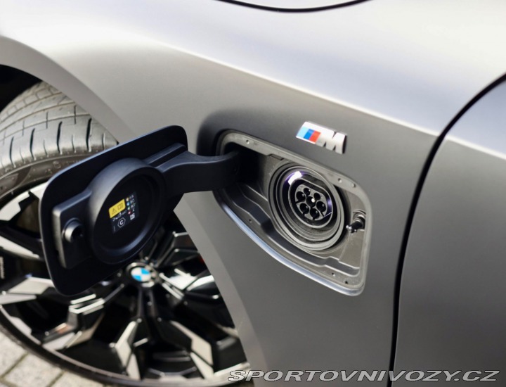 BMW 5 Touring  550e  xDrive M S 2025