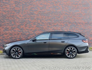 BMW 5 Touring  550e  xDrive M S 2025