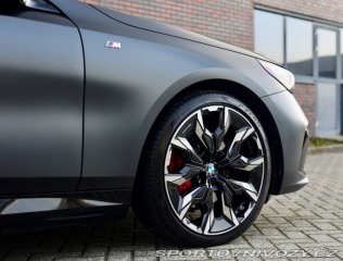 BMW 5 Touring  550e  xDrive M S 2025